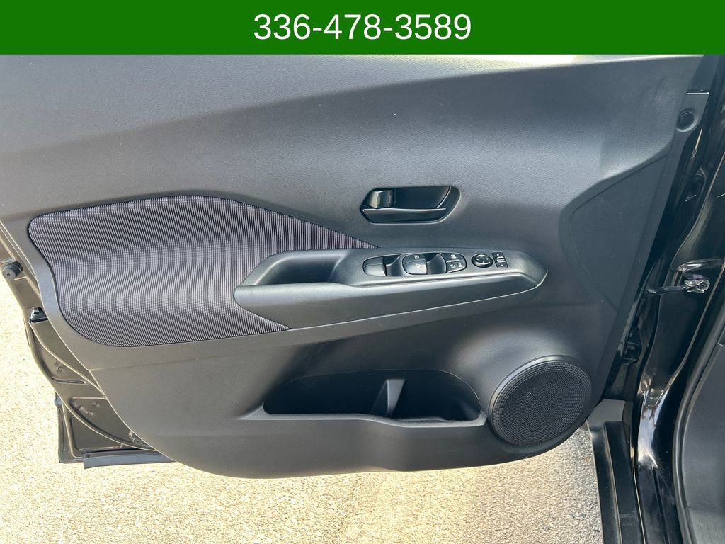 Used 2020 Nissan Kicks S FWD image 10