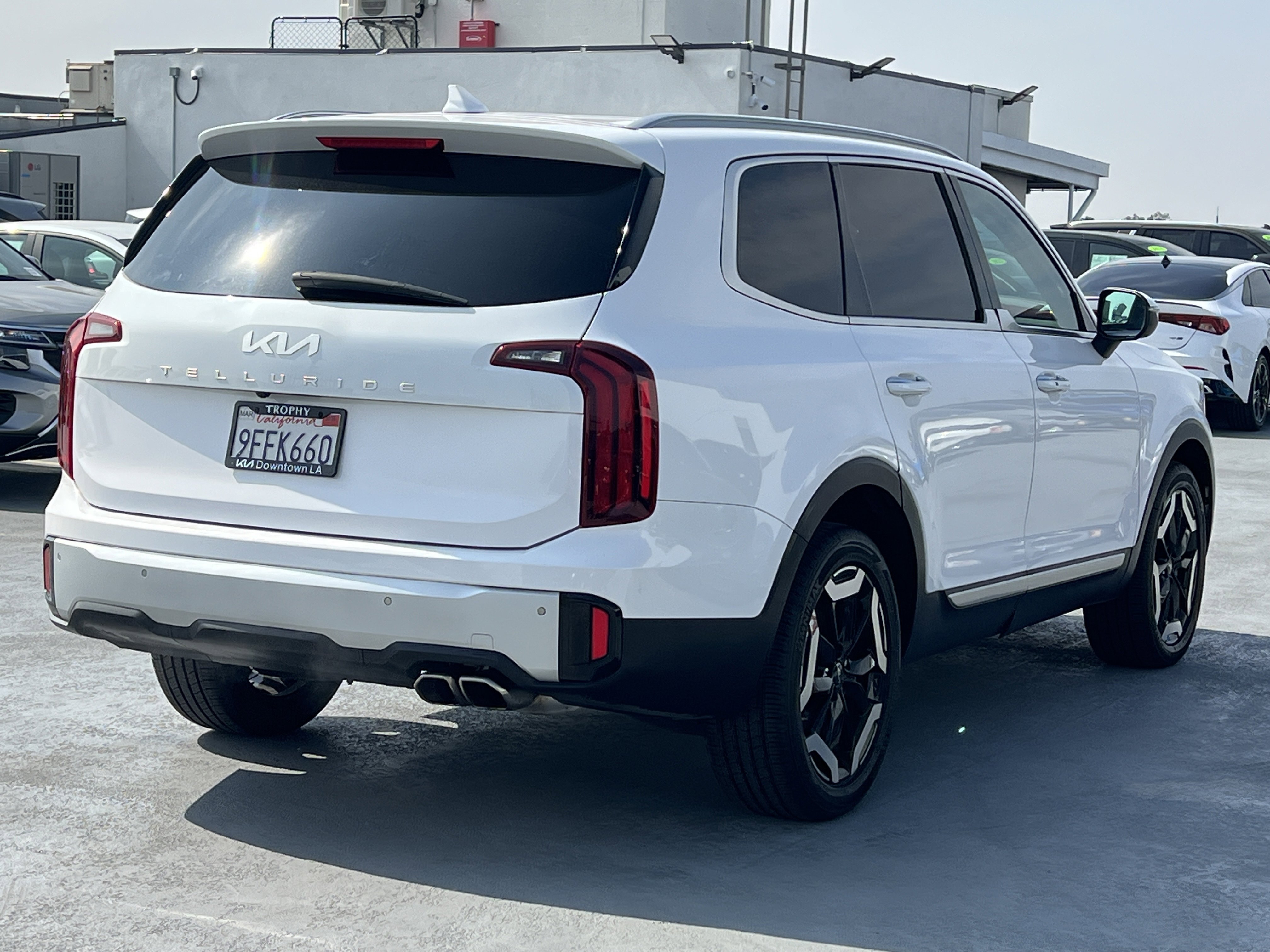 Certified 2023 Kia Telluride S w/ S Sunroof Package image 9