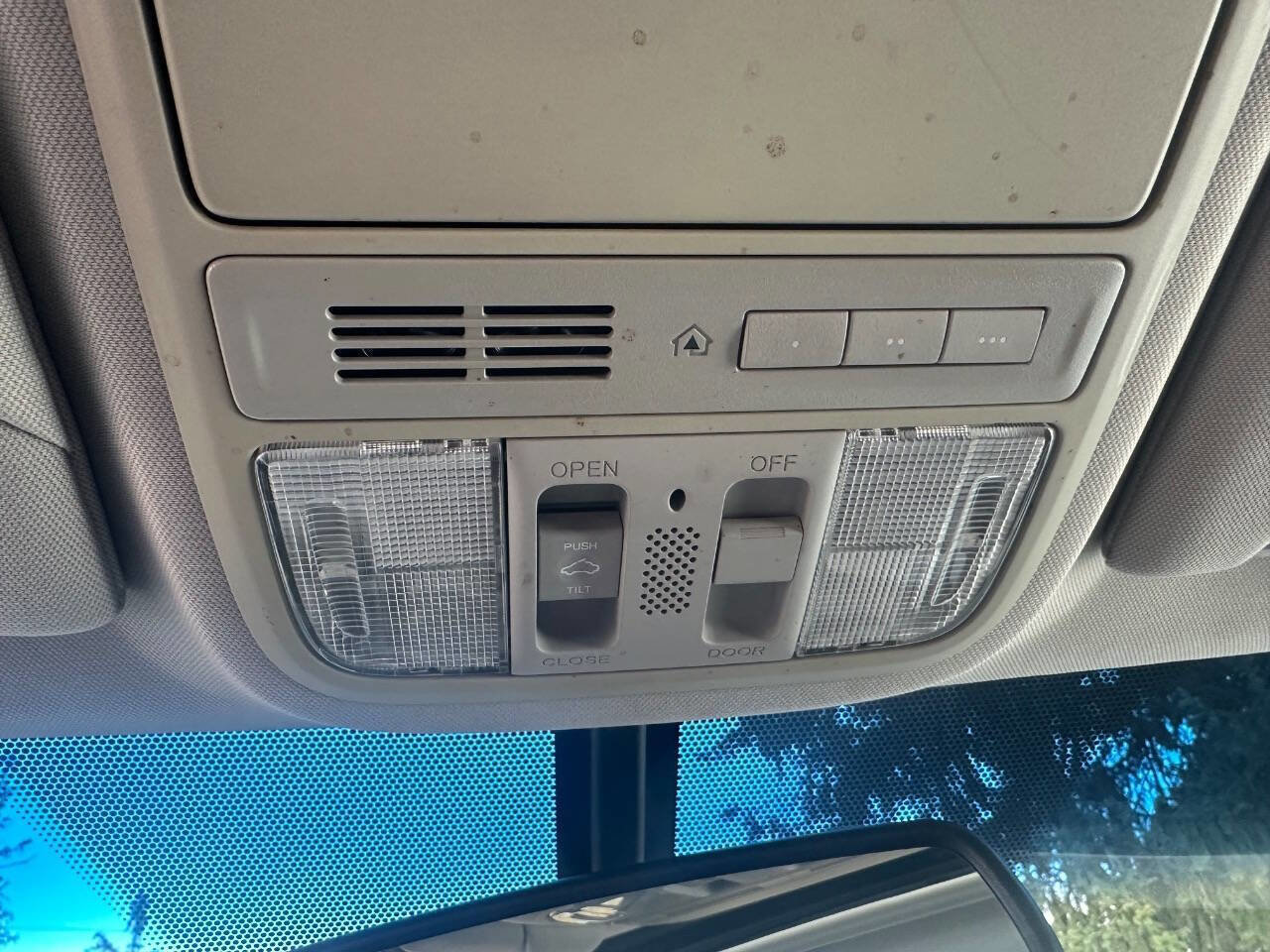 Used 2011 Acura TSX w/Tech 4dr Sedan 5A w/Technolo image 21