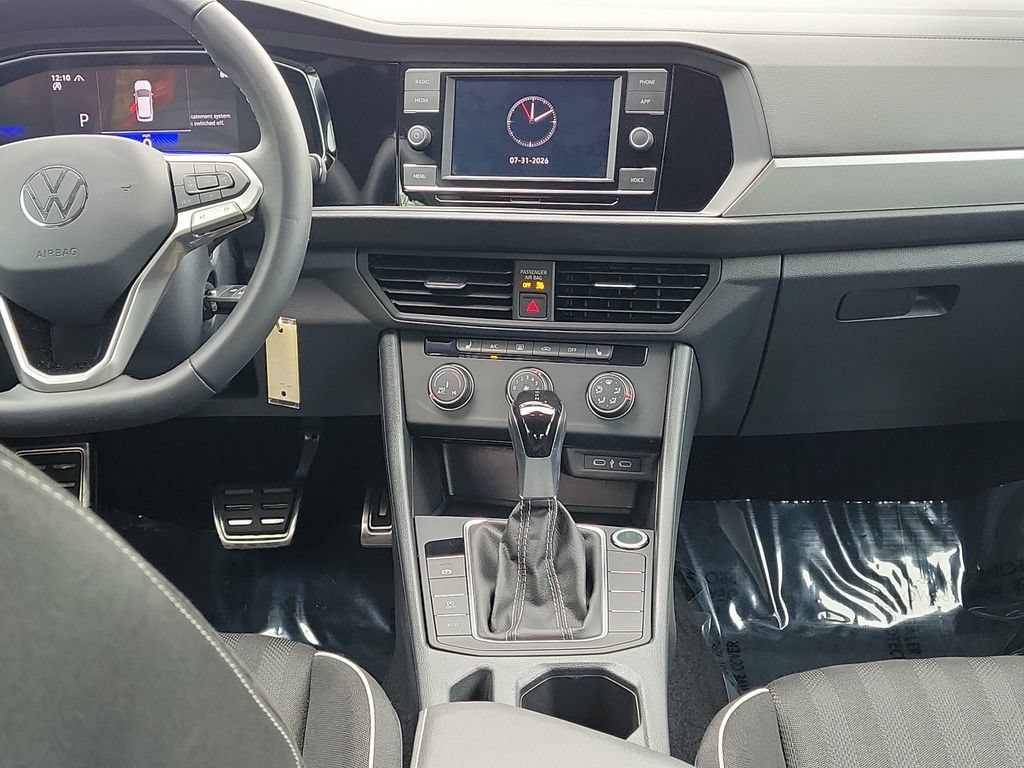 Used 2024 Volkswagen Jetta Sport FWD image 14