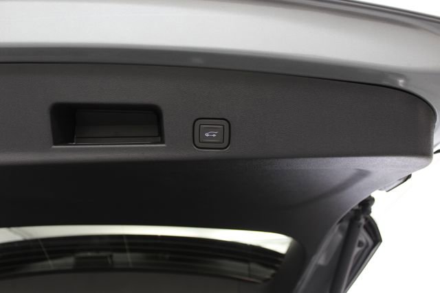 New 2026 Buick Enclave Avenir w/ Super Cruise Package image 12