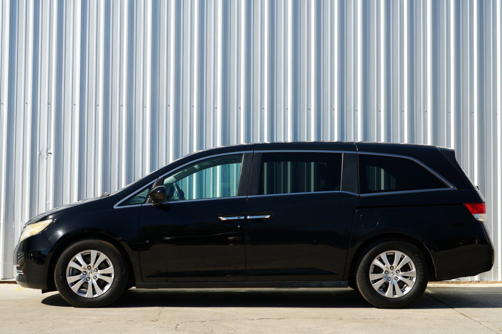 Used 2014 Honda Odyssey EX image 8