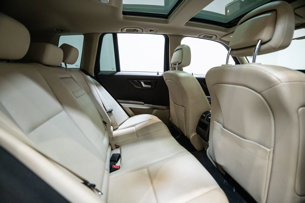 Used 2014 Mercedes-Benz GLK 250 BlueTEC 4MATIC image 34