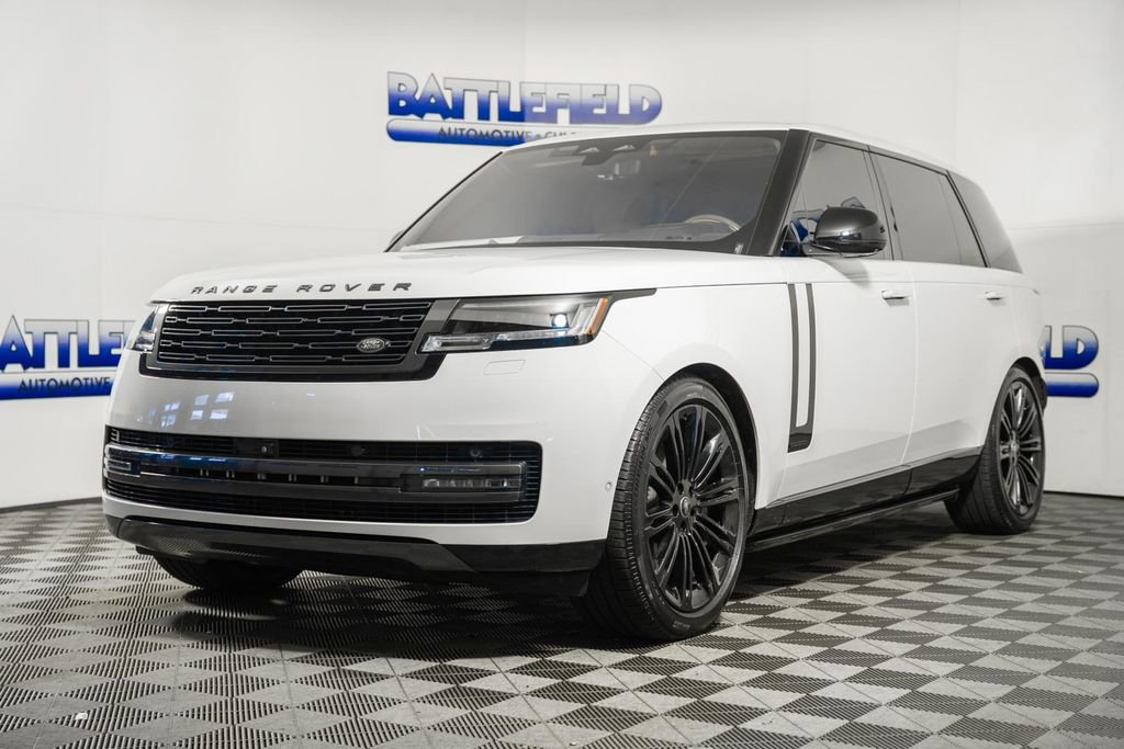 Used 2023 Land Rover Range Rover Long Wheelbase Autobiography image 3