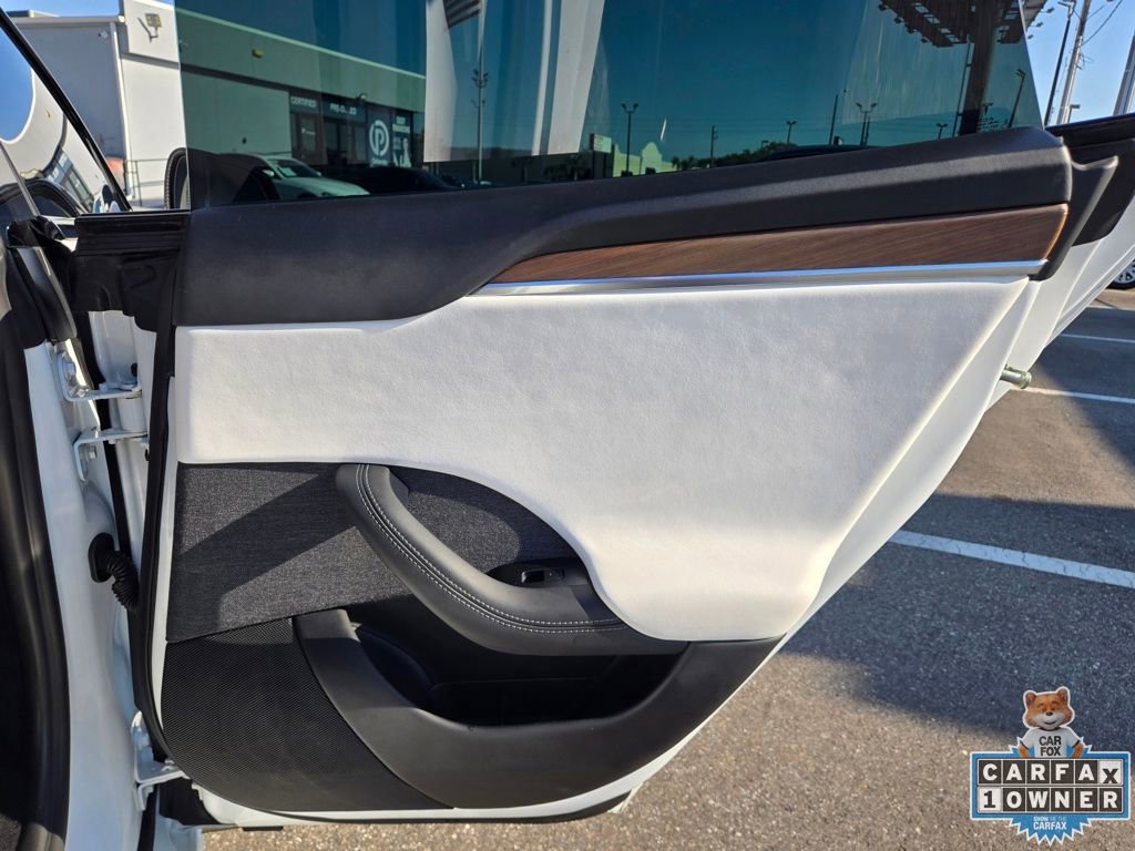 Used 2023 Tesla Model S Standard Range image 45