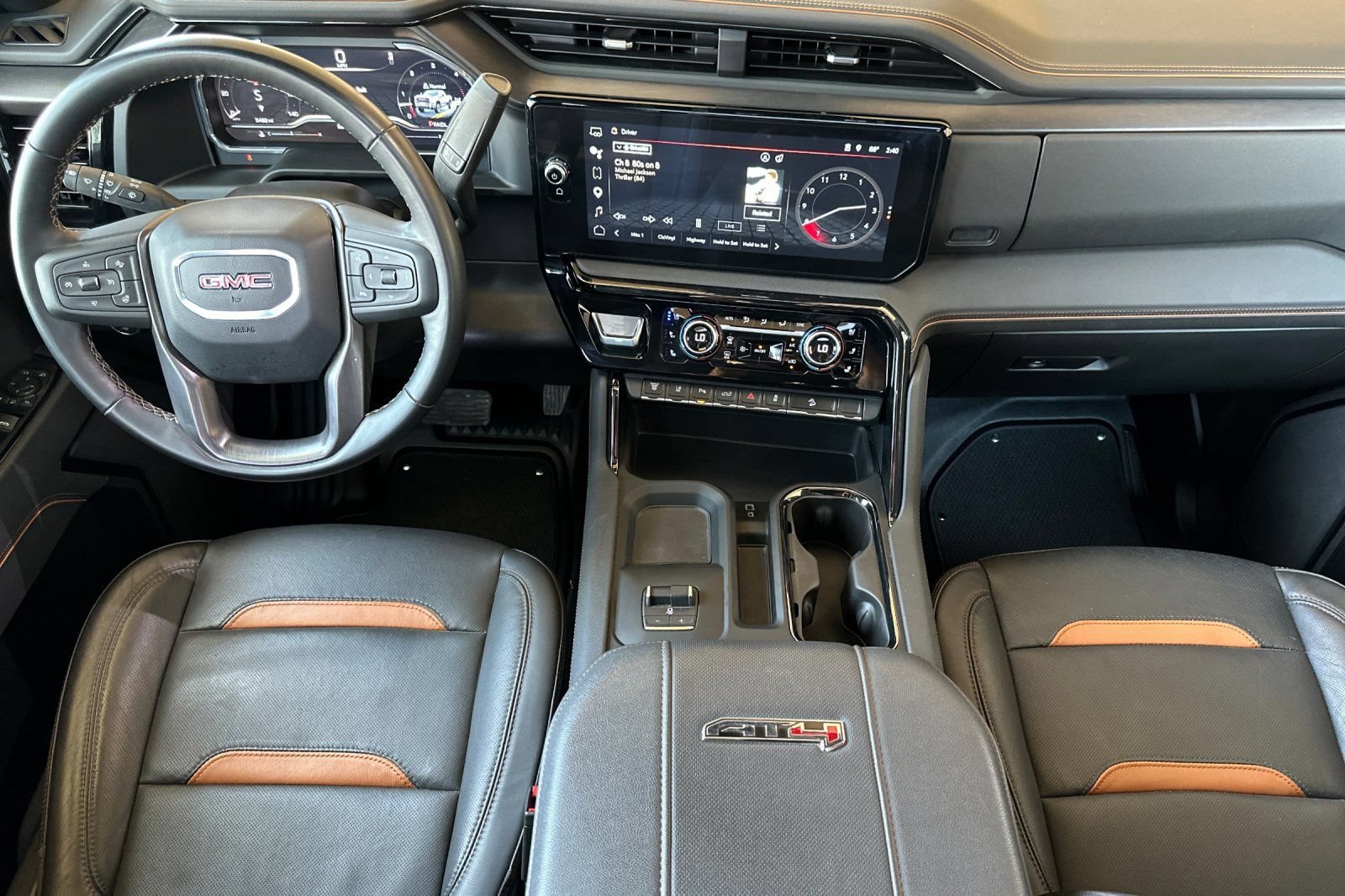 Certified 2025 GMC Sierra 2500 AT4 w/ AT4 Premium Plus Package AWD/4WD image 14
