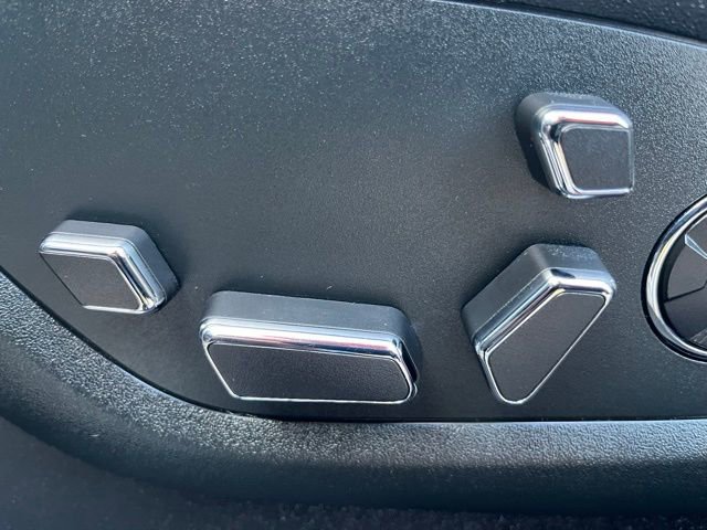 Used 2023 Lincoln Nautilus Reserve w/ Equipment Group 201A image 14