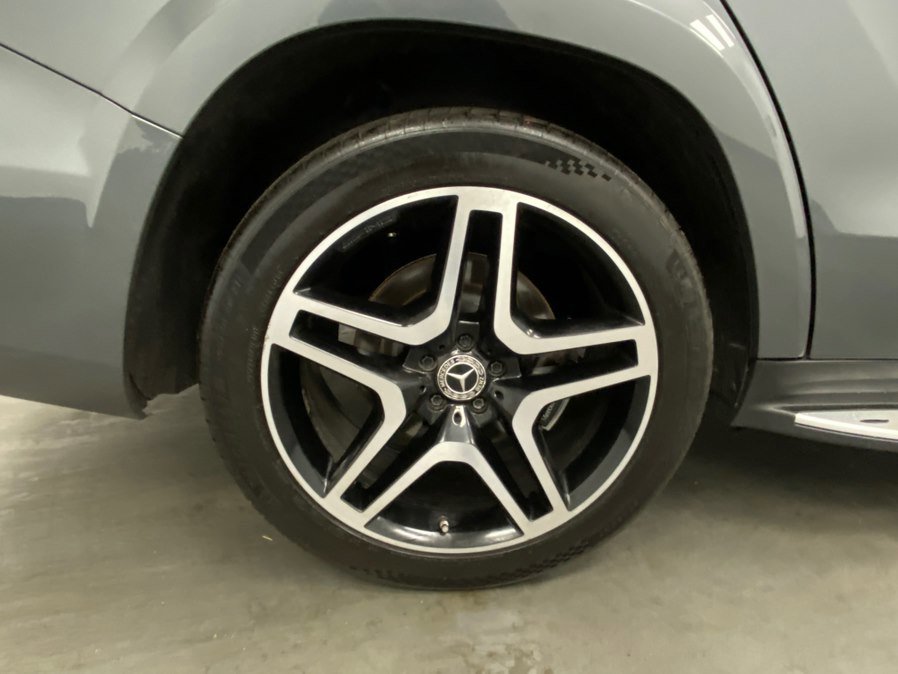 Used 2018 Mercedes-Benz GLS 550 4MATIC image 17