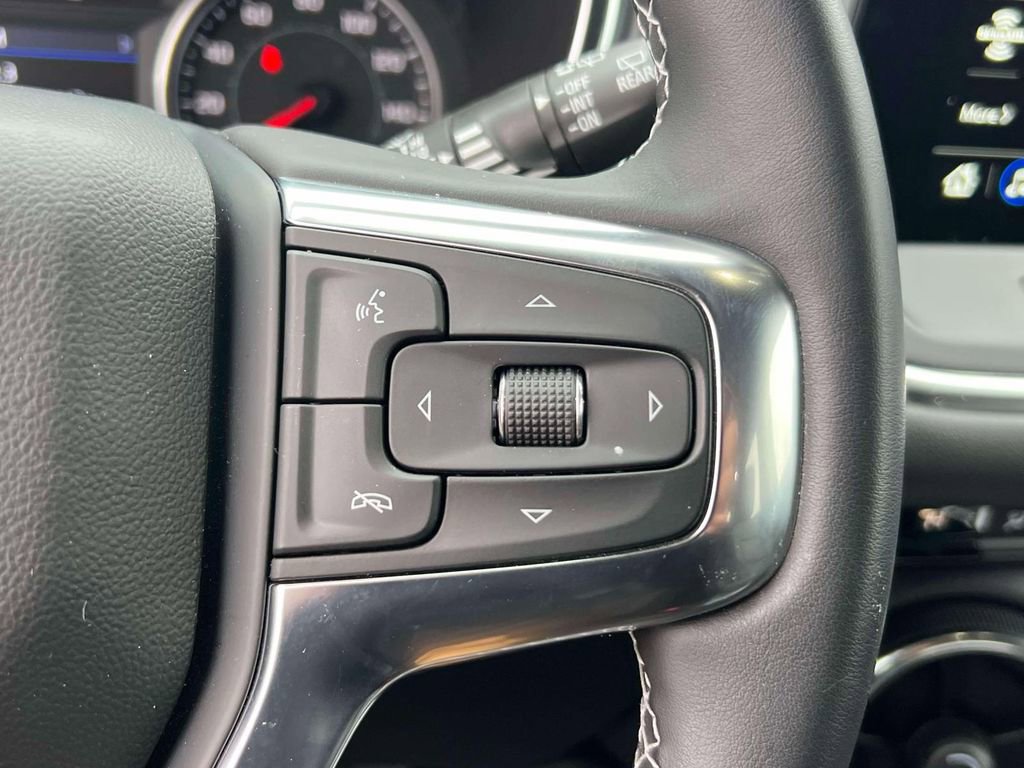 Used 2023 Chevrolet Blazer LT w/ LPO, Black Grille Bar Package AWD/4WD image 22