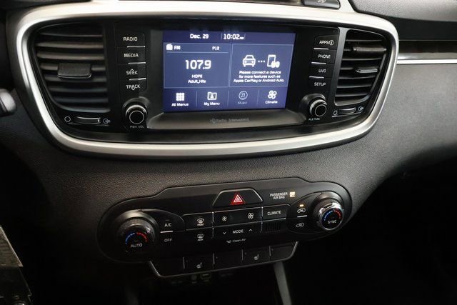 Used 2017 Kia Sorento LX w/ LX Convenience Package image 21