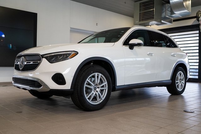 New 2026 Mercedes-Benz GLC 300 GLC 300 image 3