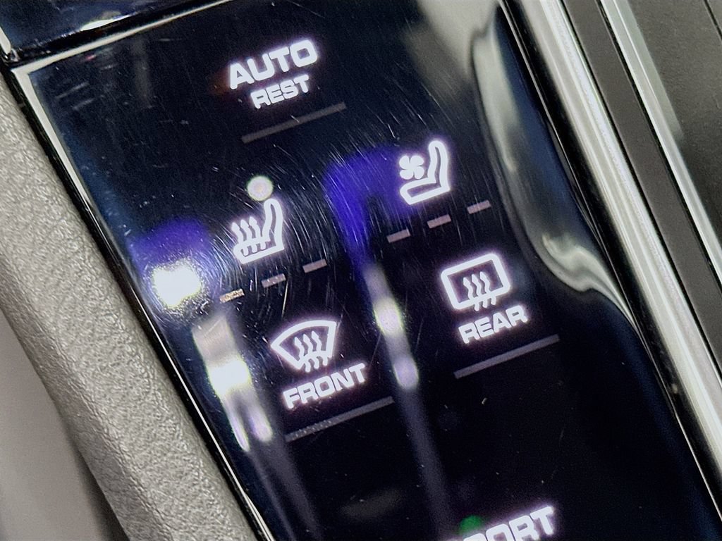 Used 2019 Porsche Cayenne AWD/4WD image 23