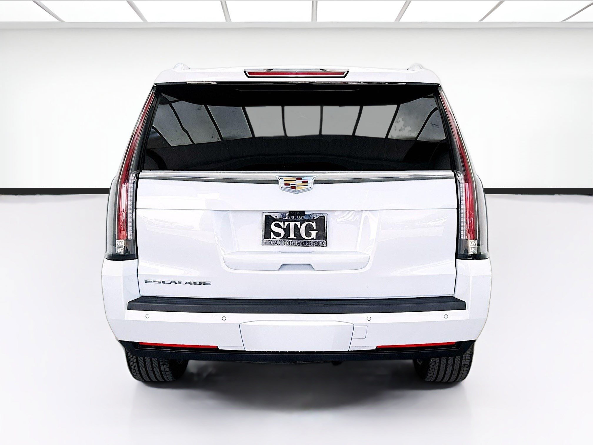 Used 2020 Cadillac Escalade Platinum AWD/4WD image 5