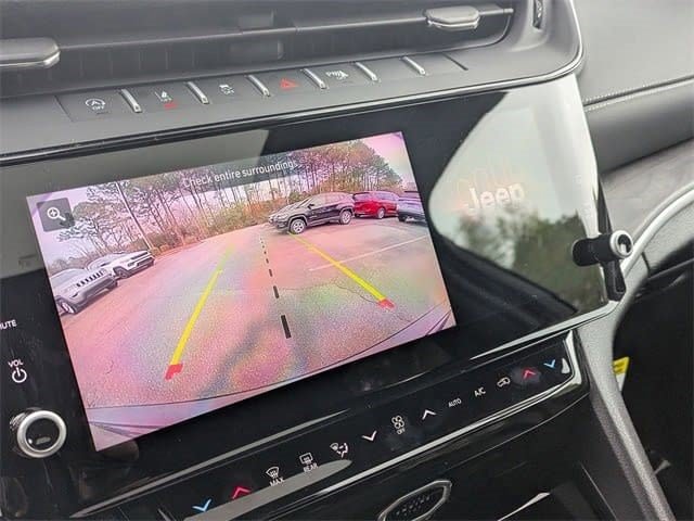 New 2026 Jeep Grand Cherokee Altitude AWD/4WD image 13