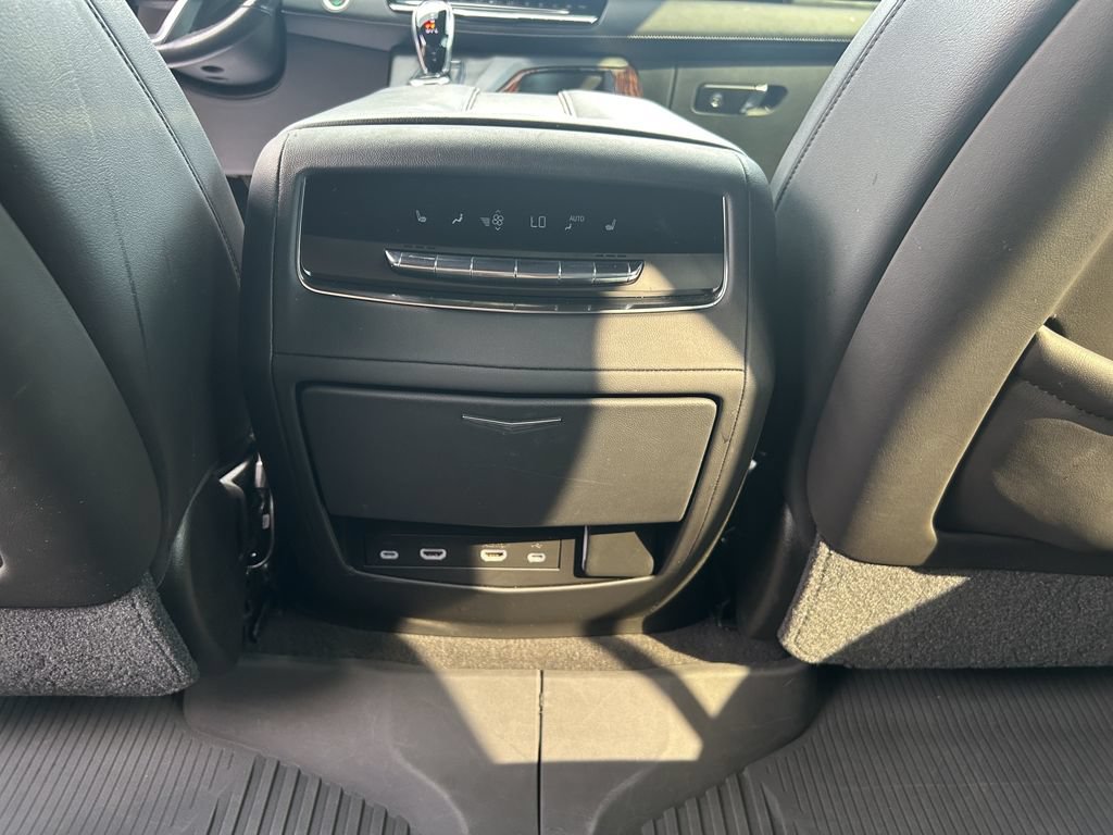 Certified 2021 Cadillac Escalade Premium Luxury w/ Driver Assist Tech Package AWD/4WD image 29