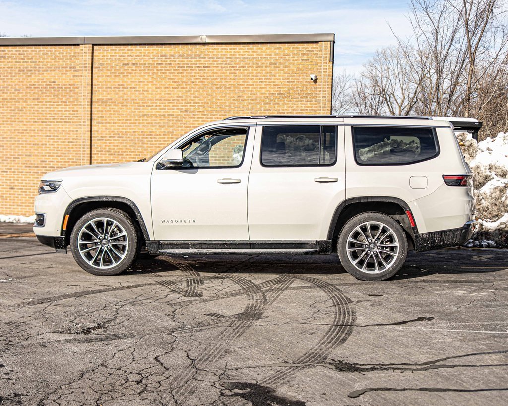 Used 2022 Jeep Wagoneer Series II w/ Premium Group I image 6