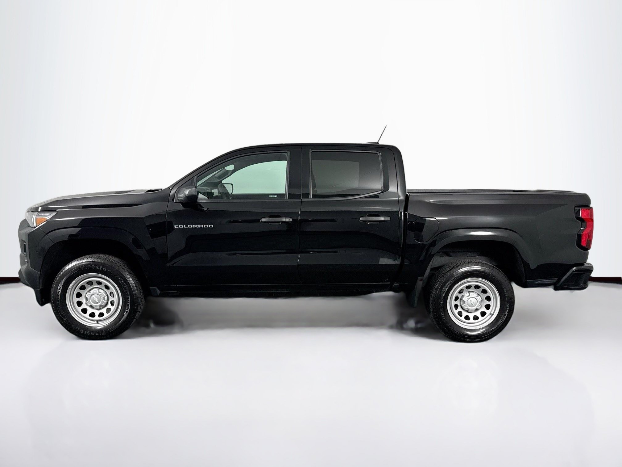 Used 2023 Chevrolet Colorado W/T RWD image 11