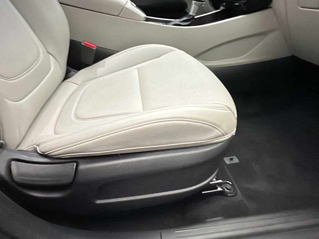 Certified 2025 Hyundai Tucson SEL image 17