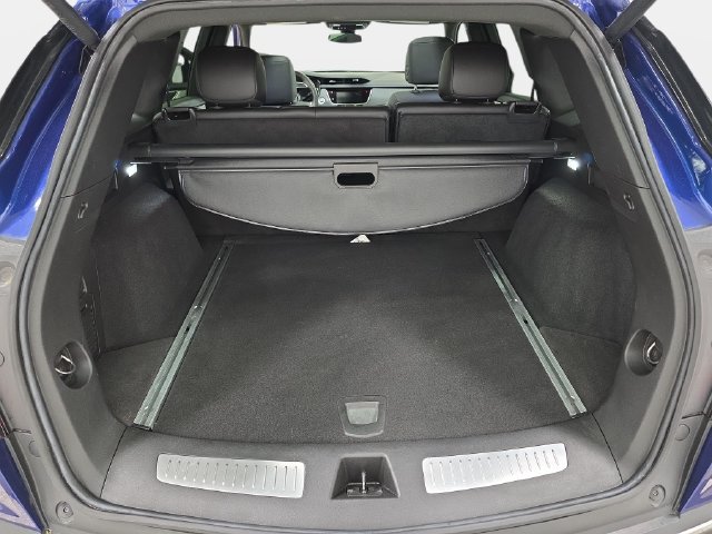 Certified 2024 Cadillac XT5 Premium Luxury AWD/4WD image 32
