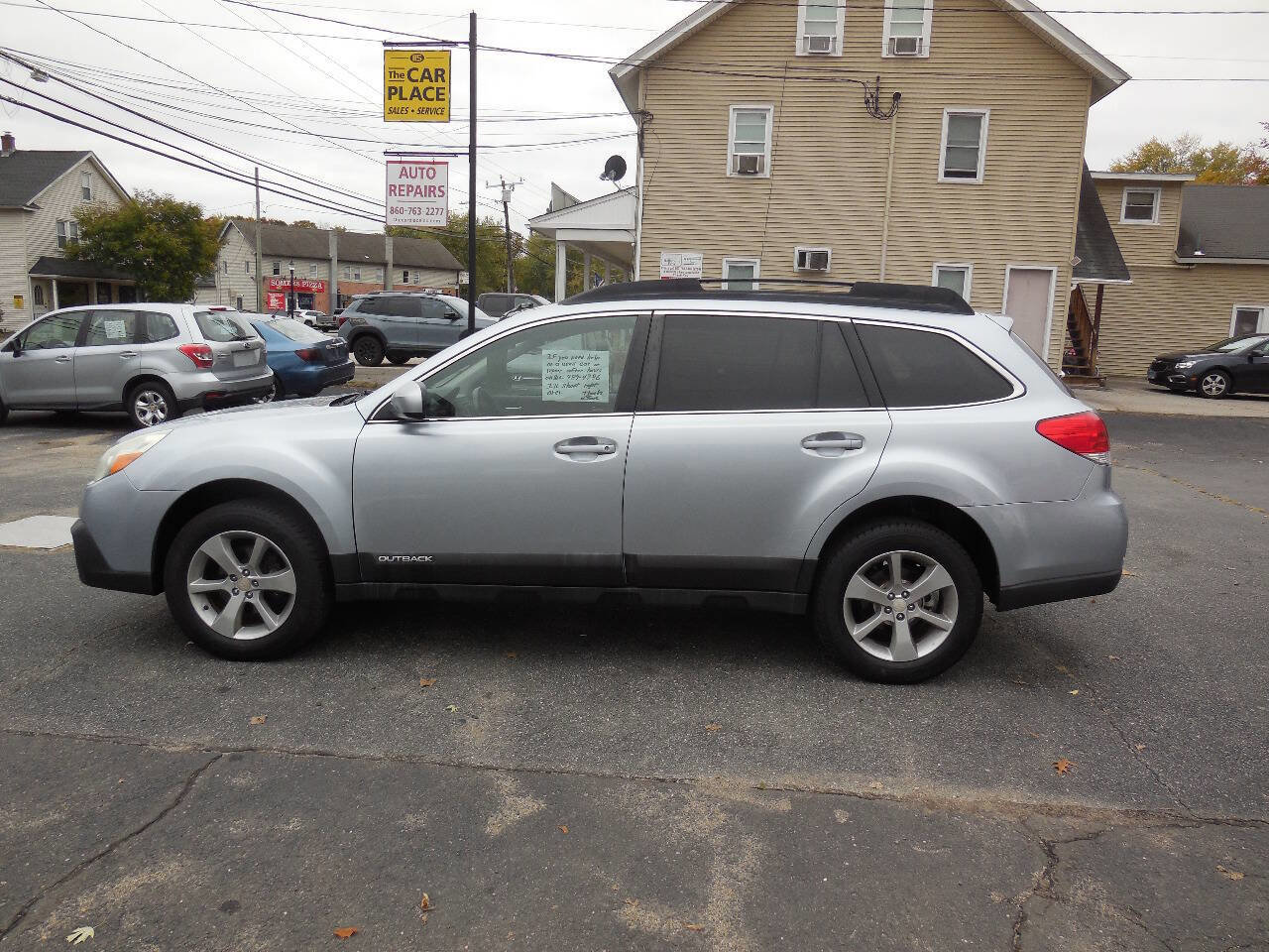 Used 2014 Subaru Outback 2.5i Premium image 2