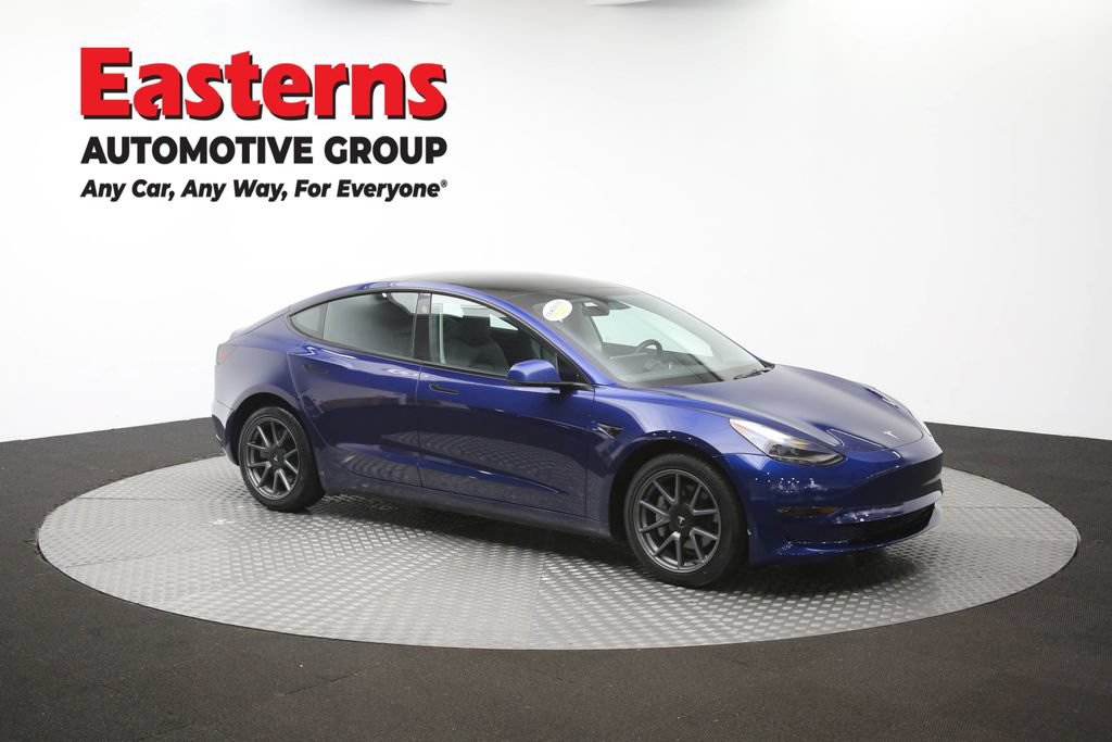 Used 2023 Tesla Model 3 Standard Range RWD image 43