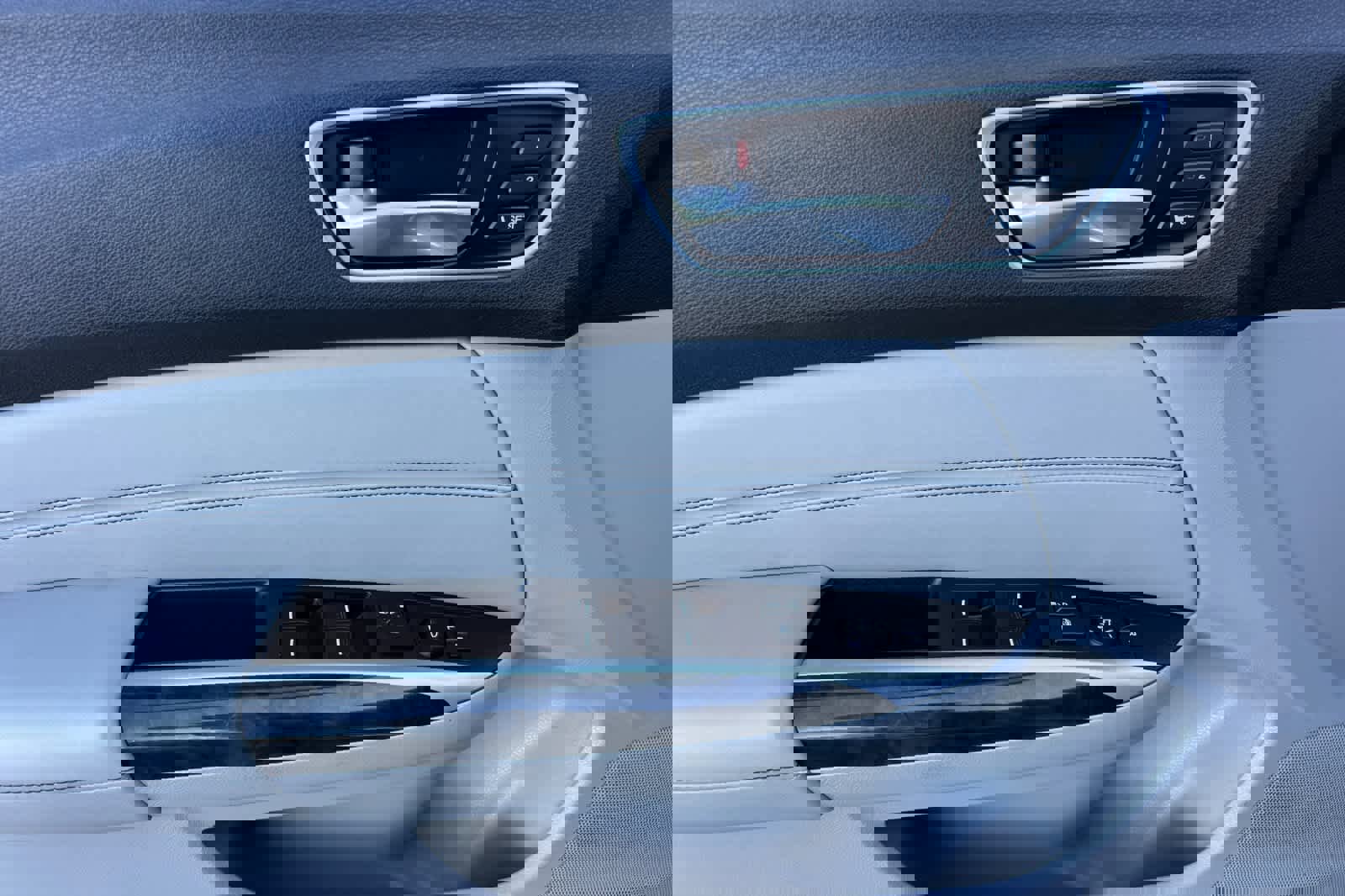 Used 2018 Acura TLX V6 SH-AWD w/ Technology Pkg image 12