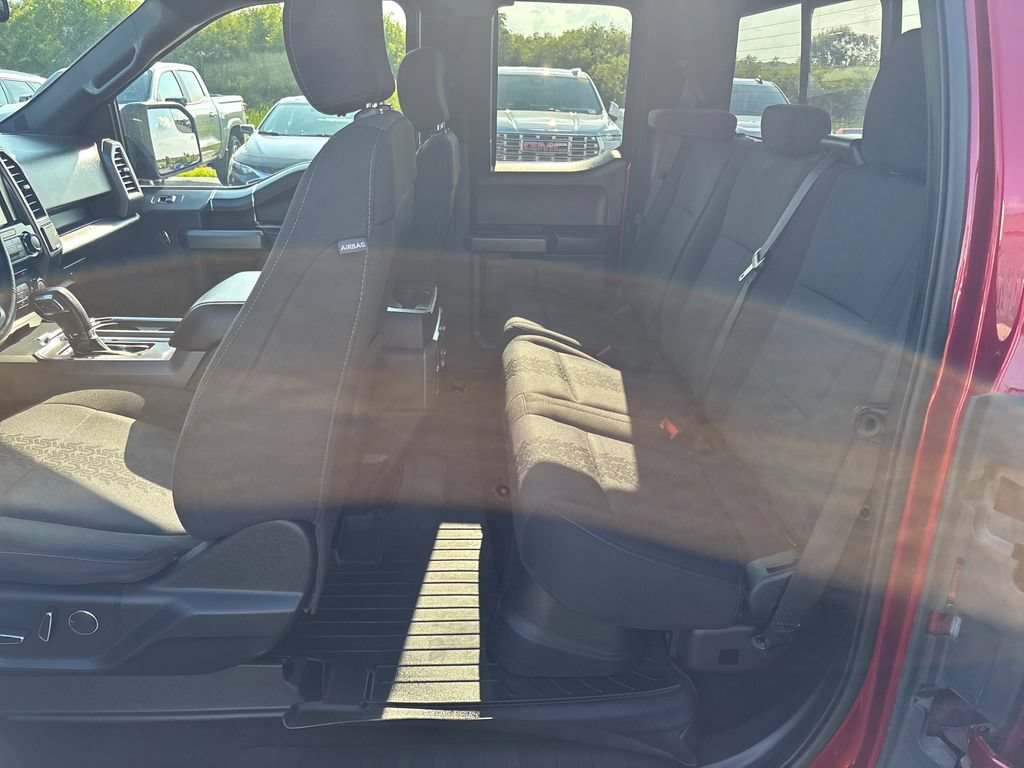 Used 2018 Ford F150 XLT w/ Equipment Group 302A Luxury AWD/4WD image 29