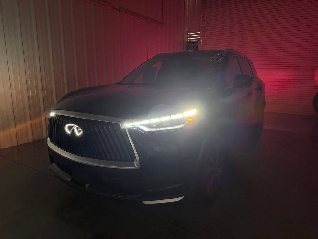 Certified 2027 INFINITI QX60 Luxe w/ Cargo Package FWD image 8
