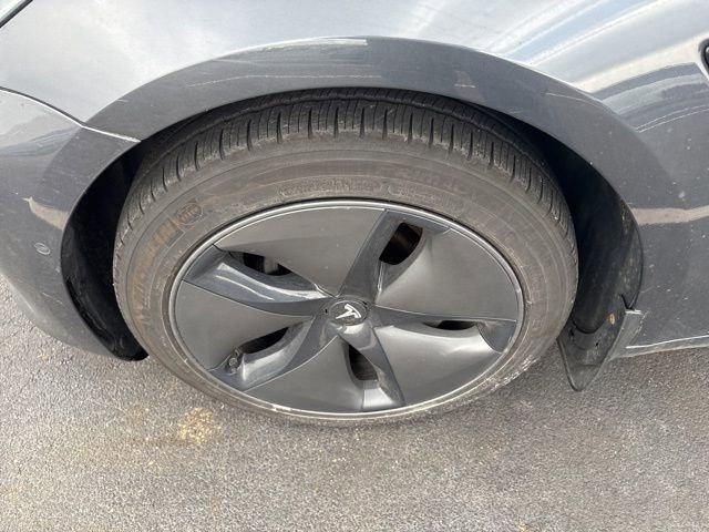 Used 2018 Tesla Model 3 Long Range image 11