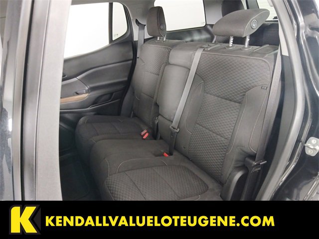 Used 2018 GMC Acadia SLE image 17