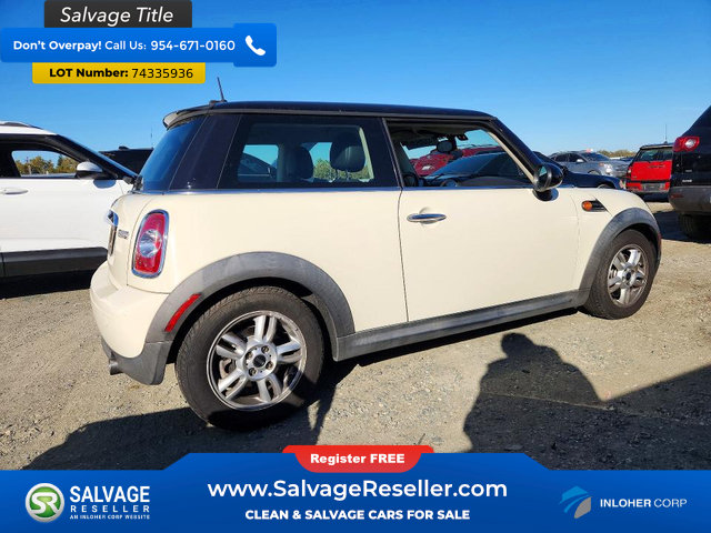 Used 2011 MINI Cooper Hardtop FWD image 4