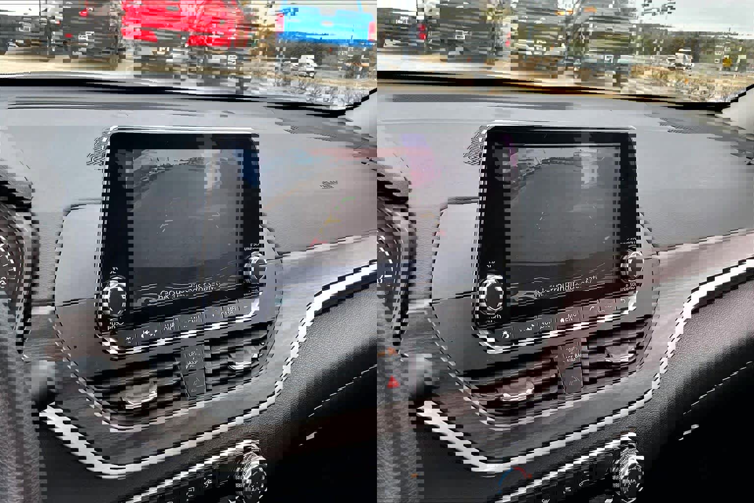 Used 2025 Nissan Altima 2.5 SV image 26