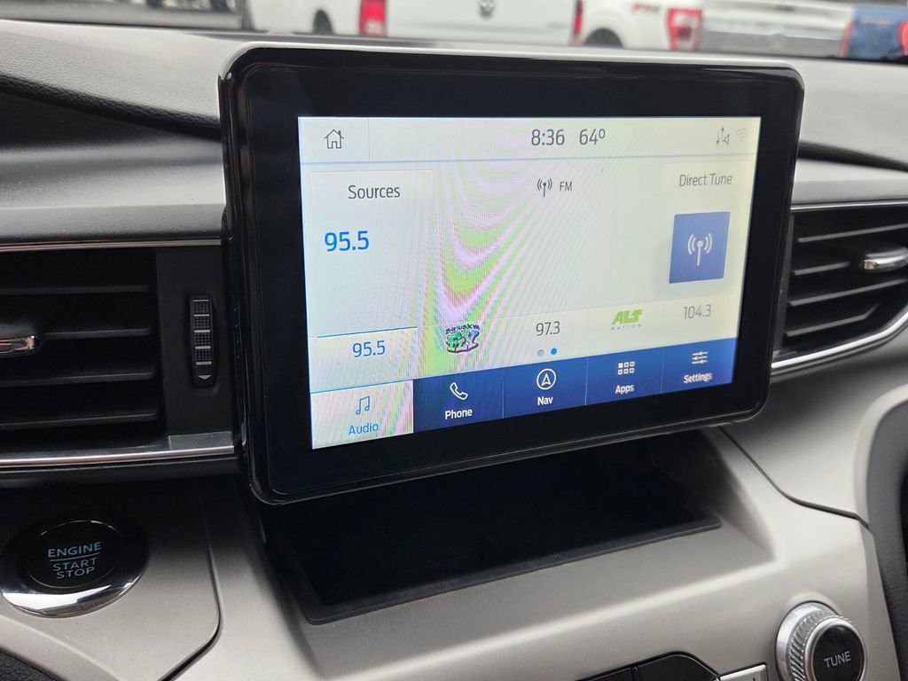 Used 2022 Ford Explorer XLT w/ Equipment Group 202A image 20