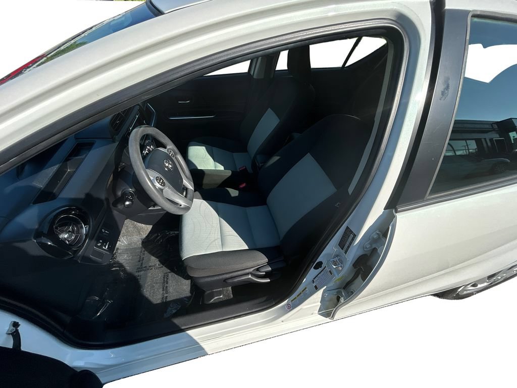 Used 2016 Toyota Prius C Two FWD image 14