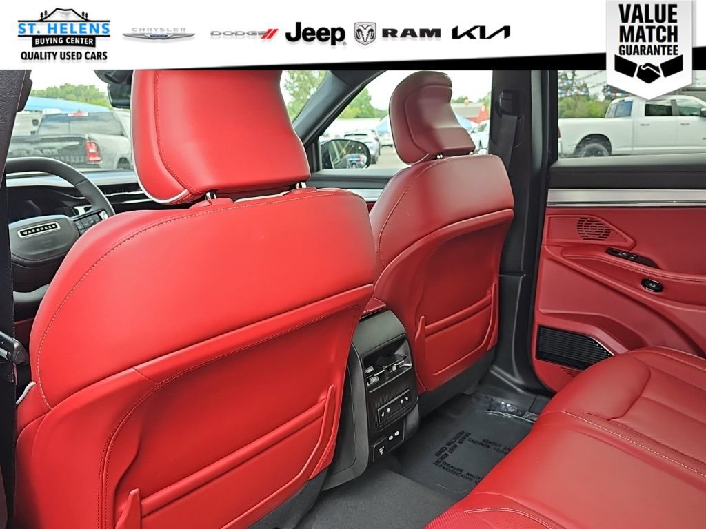 Used 2024 Jeep Wagoneer Limited AWD/4WD image 25