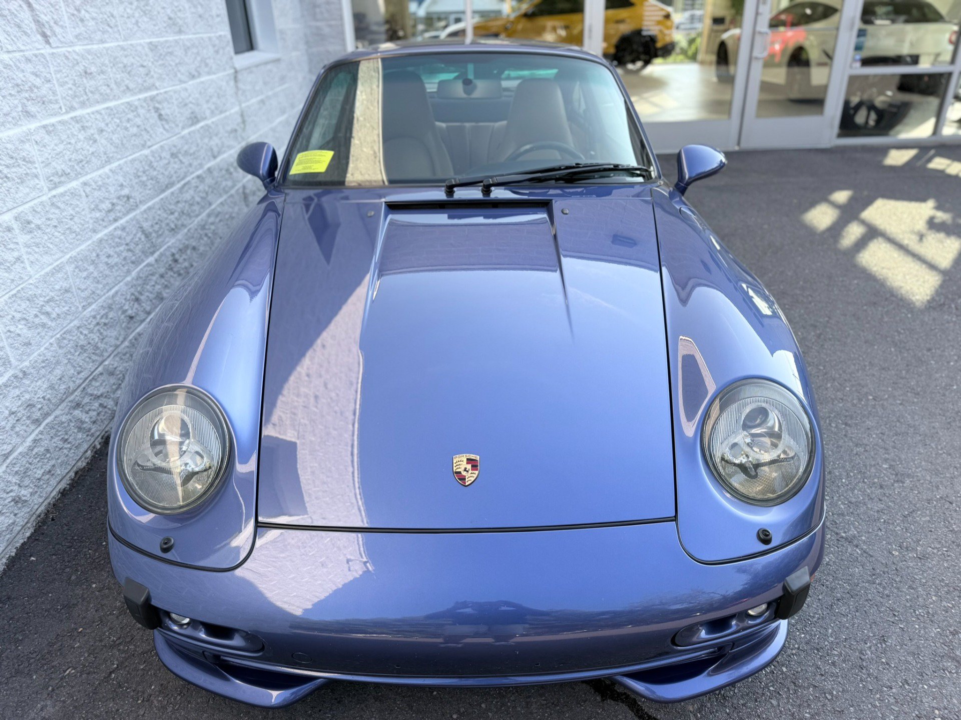 Used 1997 Porsche 911 Carrera RWD image 20