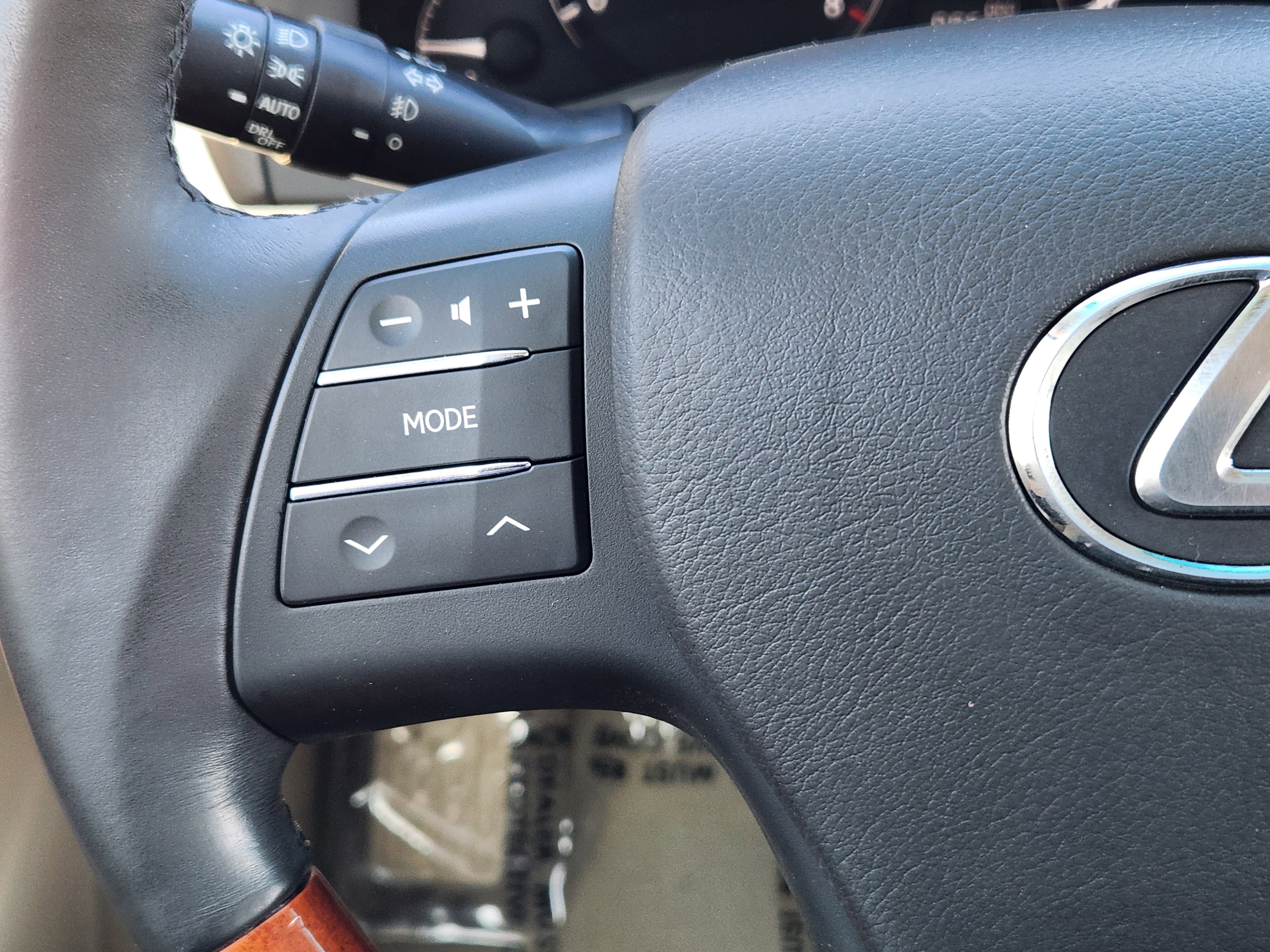 Used 2010 Lexus RX 350 AWD image 25