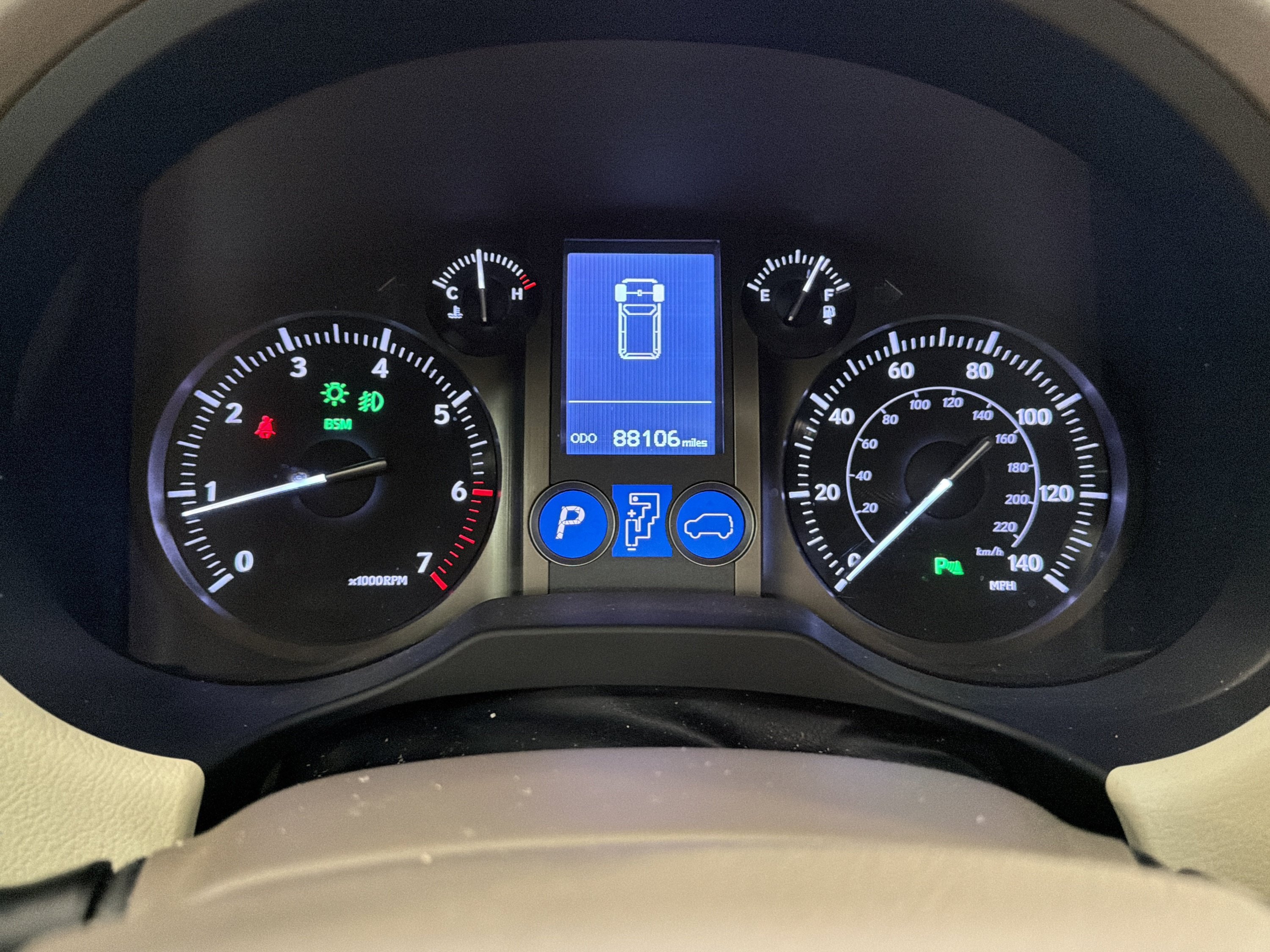Used 2017 Lexus GX 460 Premium w/ Premium Package AWD/4WD image 16
