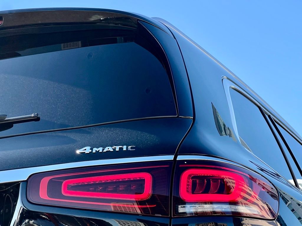 Certified 2023 Mercedes-Benz GLS 450 4MATIC image 11