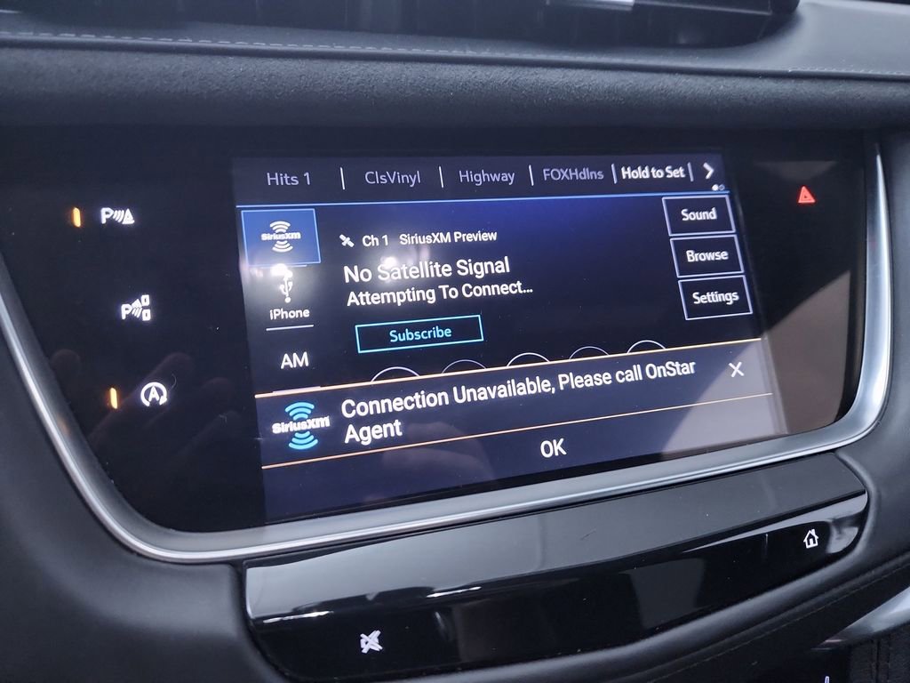 Used 2024 Cadillac XT5 Sportv w/ LPO, Red Accent Package image 16