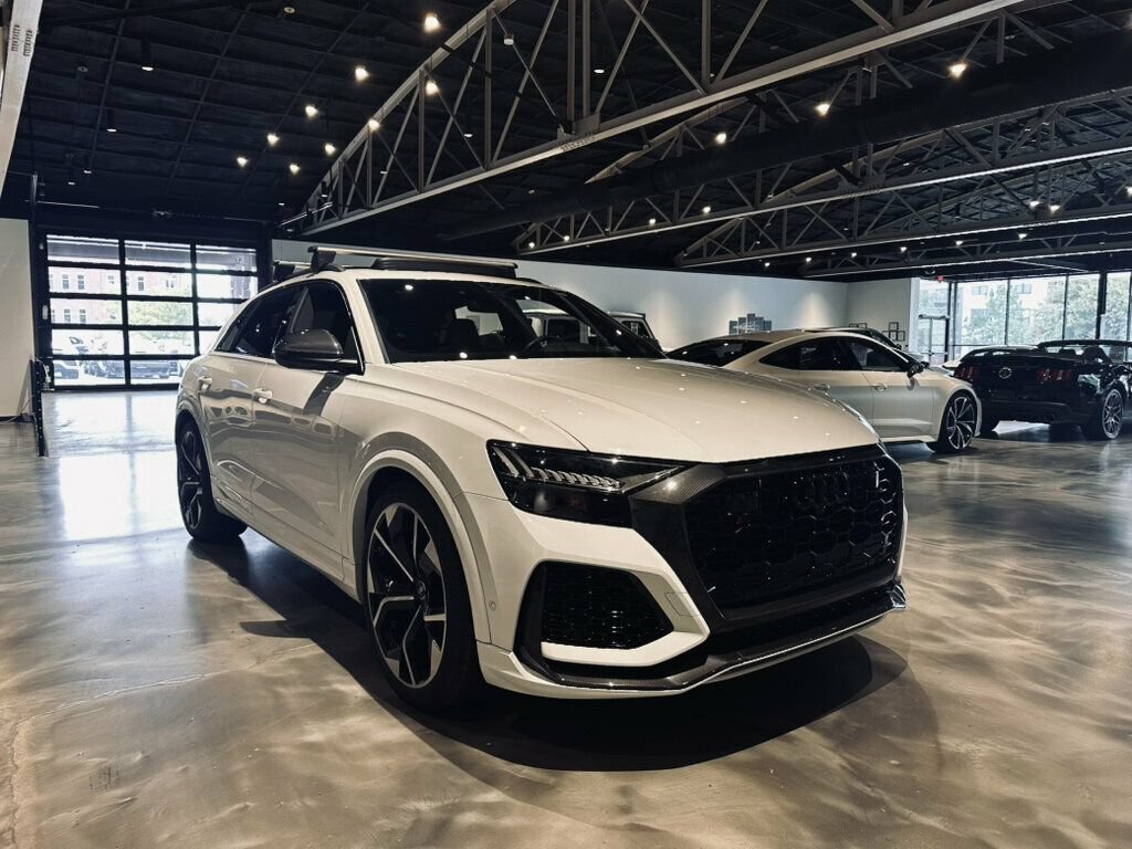 Used 2022 Audi RS Q8 AWD/4WD image 7
