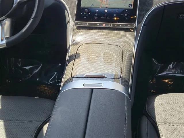 New 2025 Mercedes-Benz GLC 300 4MATIC image 12