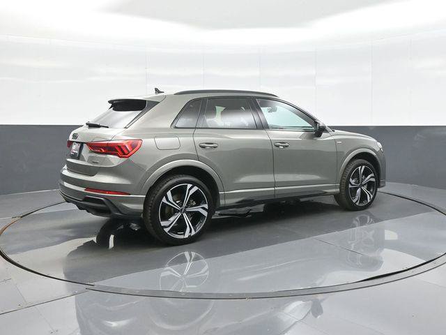 Used 2023 Audi Q3 2.0T Premium Plus w/ Premium Plus Package AWD/4WD image 7