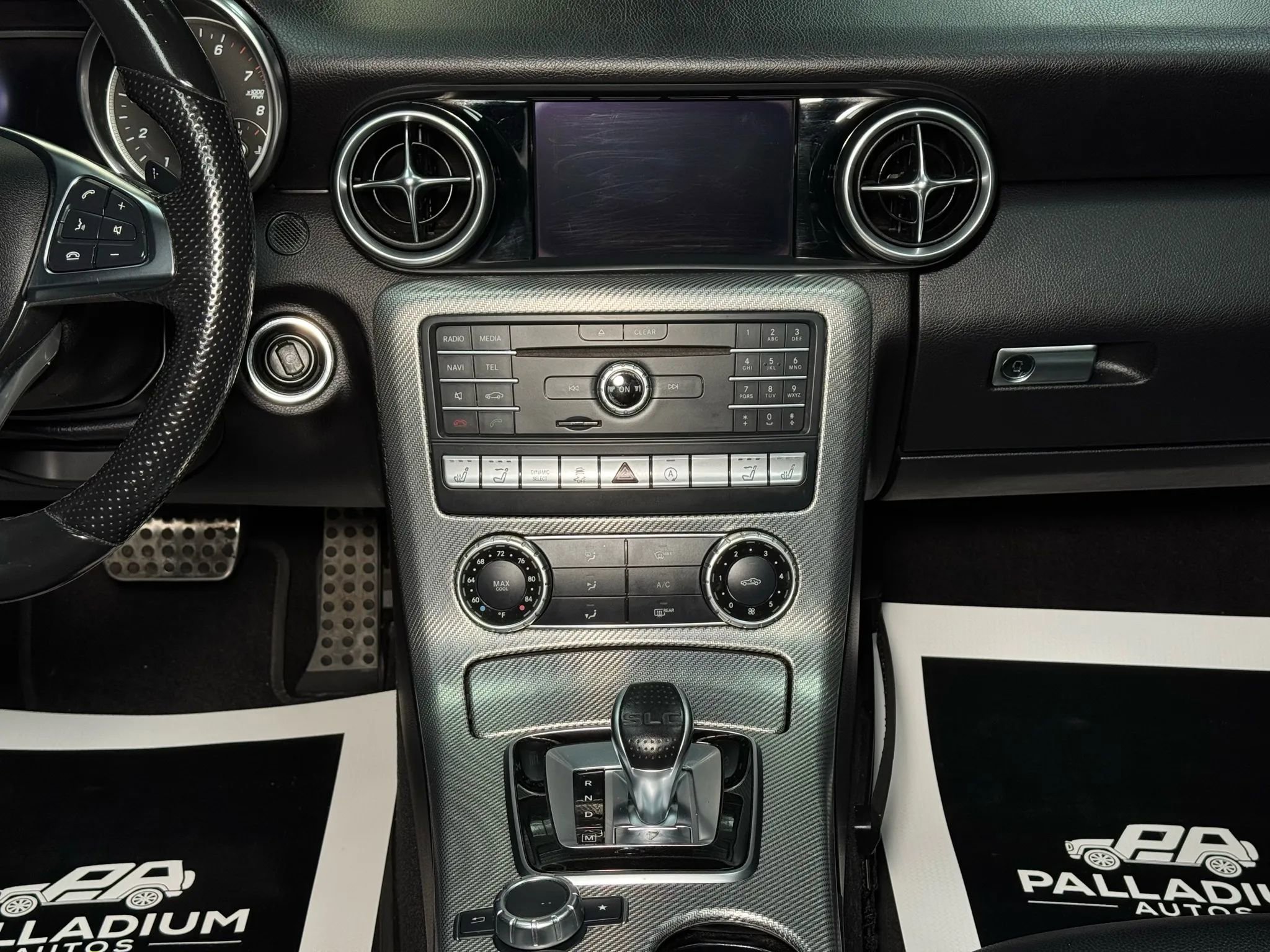 Used 2017 Mercedes-Benz SLC 300 w/ Premium 1 Package image 19