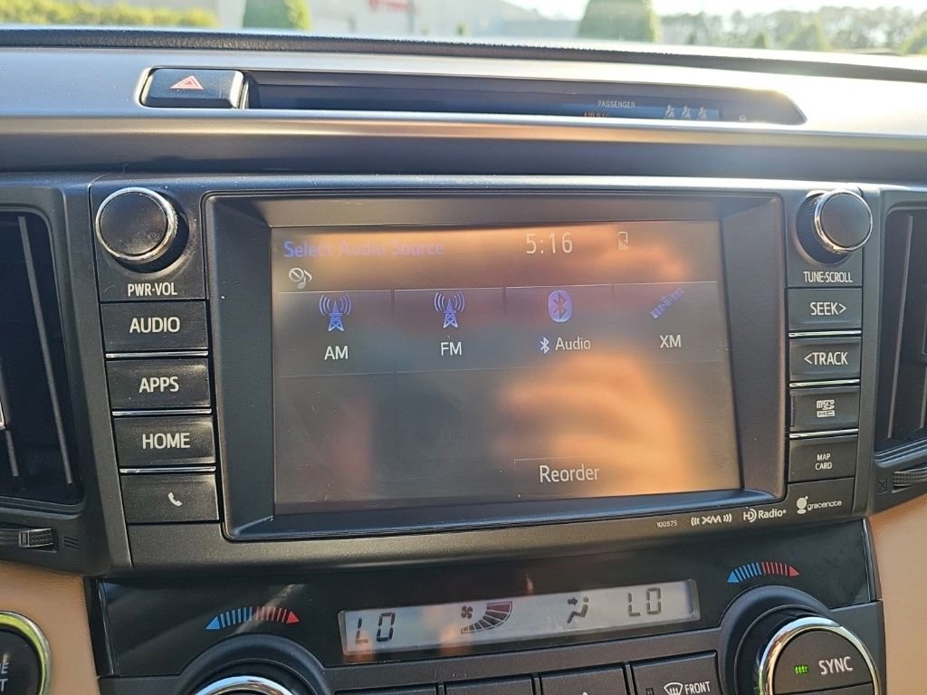 Used 2018 Toyota RAV4 XLE FWD image 19