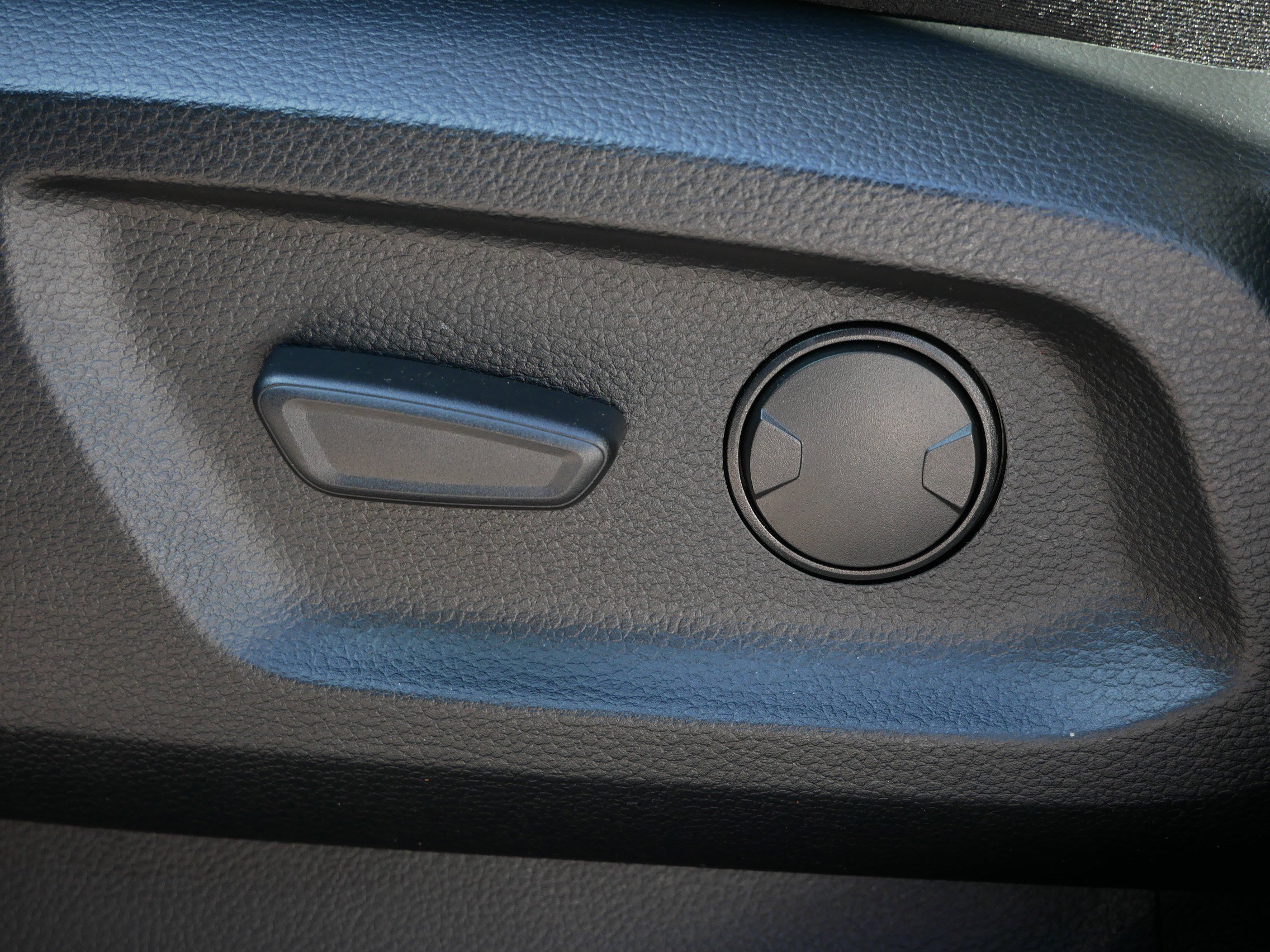 Used 2019 Ford Ranger Lariat w/ Equipment Group 501A Mid image 19