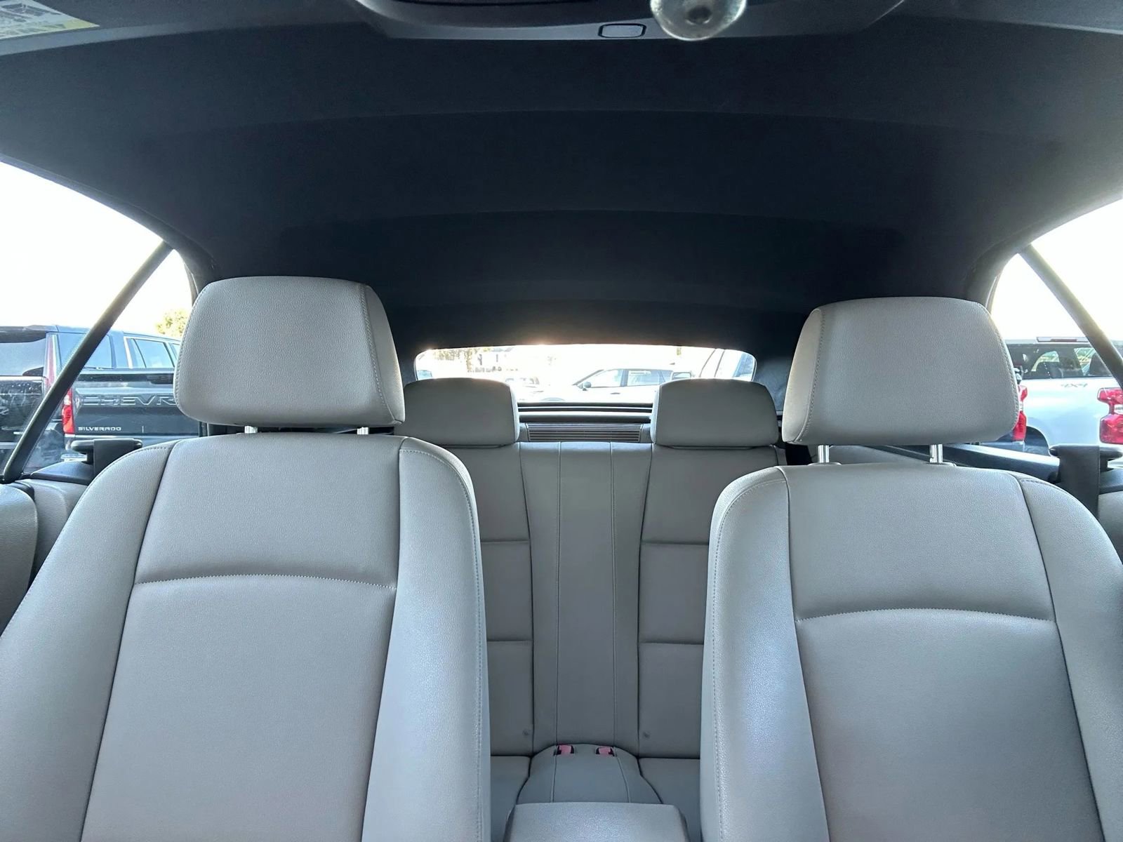 Used 2009 BMW 128i Convertible image 23