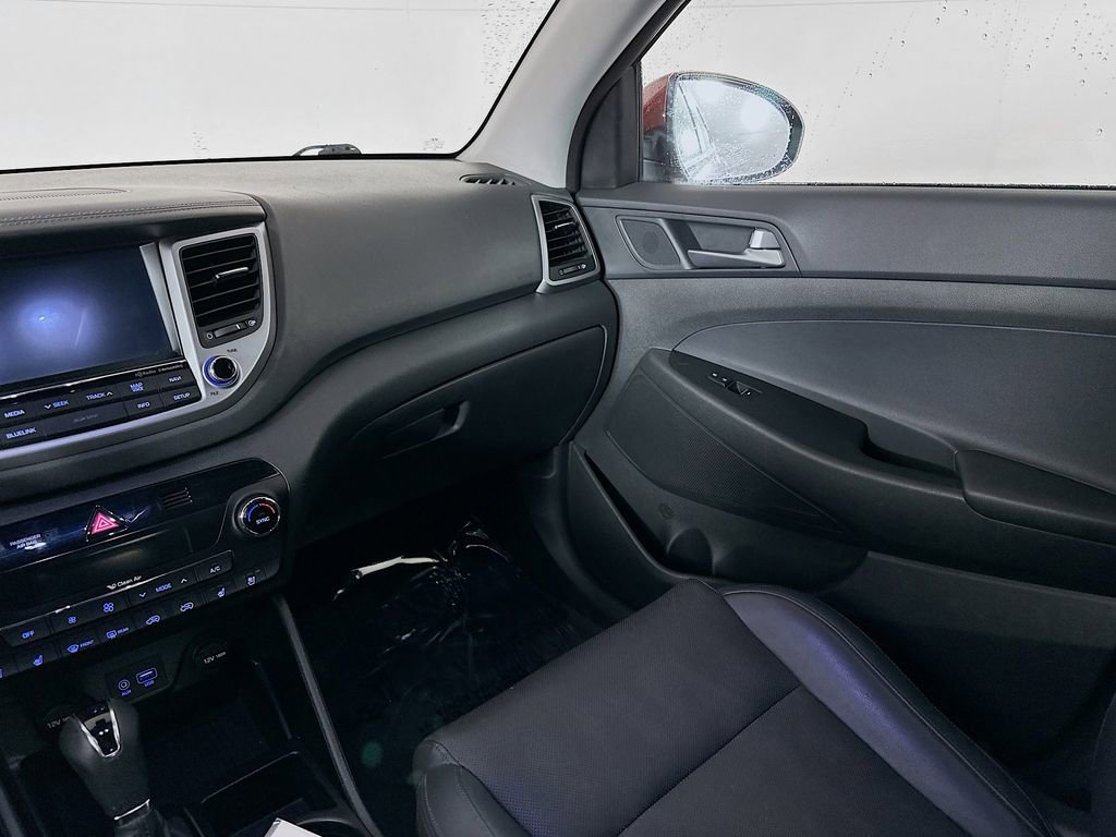 Used 2016 Hyundai Tucson Limited w/ Option Group 03 image 32