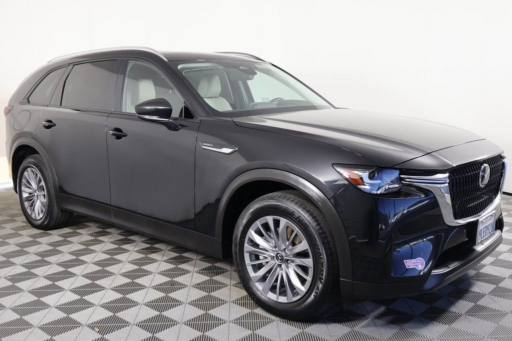 Certified 2024 MAZDA CX-90 Plug-In Hybrid w/ Preferred image 4