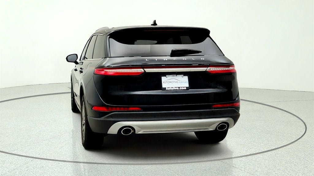 Used 2021 Lincoln Corsair FWD w/ Equipment Group 101A image 6
